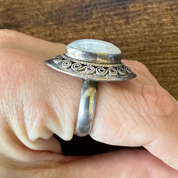Artisan Crafted Sterling Silver Rainbow Moonstone Swirl Design Ring Size 8 - Picture 11 of 11